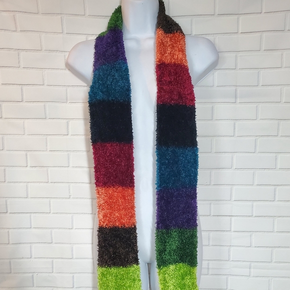 Chenille Colorblock Ombre Fuzzy Scarf - Picture 6 of 6